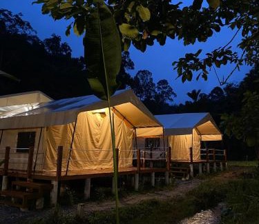 Janda Baik Otro | Canopy Villa Glamping Park