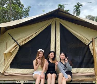 Janda Baik Otro | Canopy Villa Glamping Park