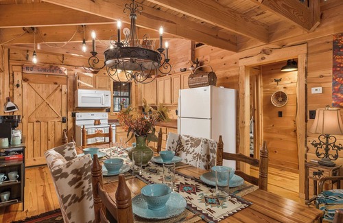 Mentone Casa | Canopy Woods 2 Beautiful Homes 5 acres