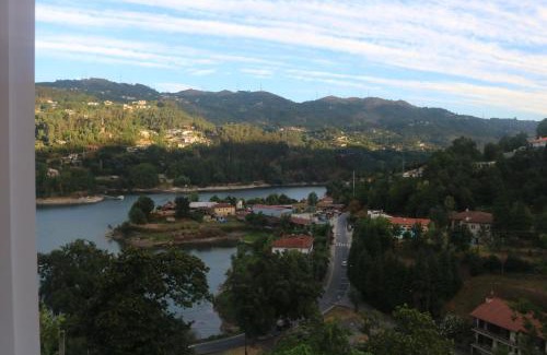 Rio Caldo Apartamento | Cantinho Verde T3