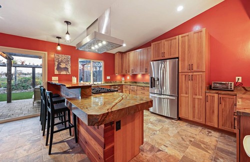 Mira Mesa Casa | Canyon Breeze | Private Home with Hot Tub & Views
