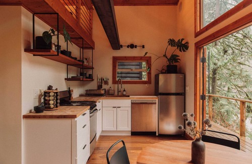 Jordan Road-Canyon Creek Casa | Canyon Creek Cabins: #3