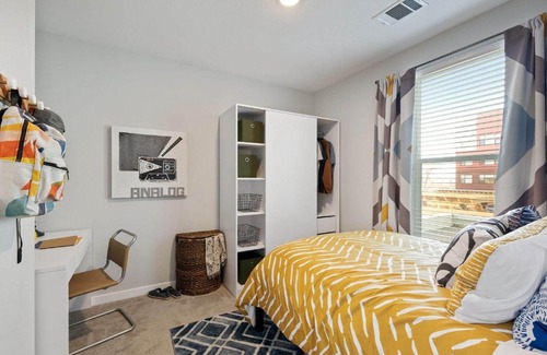 Downtown Reno Apartamento | Canyon Flats Apartments by Barsala
