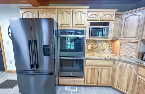 Ten Sleep Casa | Canyon Hideout - Secluded Retreat Near Ten Sleep! Surrounded by canyon walls!