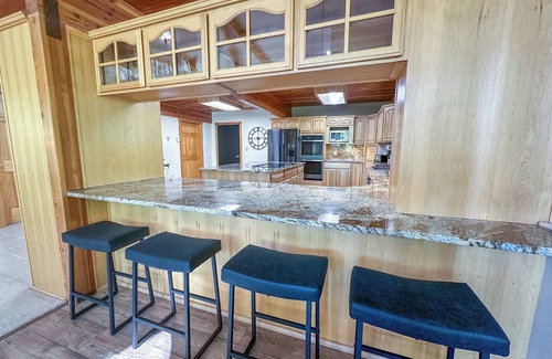 Ten Sleep Casa | Canyon Hideout - Secluded Retreat Near Ten Sleep! Surrounded by canyon walls!