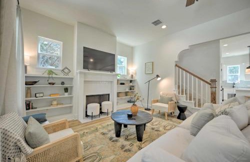 Canyon Lake Casa | Canyon Lake Home with Deck about 1 Mi to Comal Park