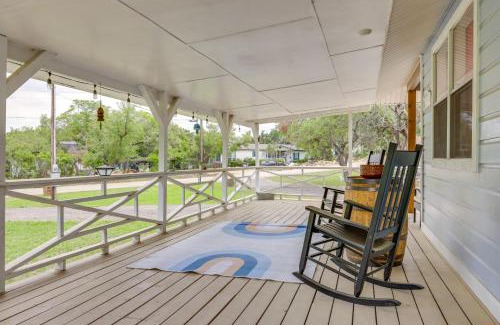 Canyon Lake Casa | Canyon Lake Home with Resort Amenities and Fire Pit!