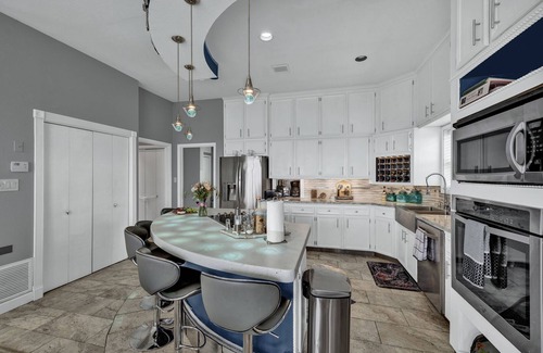 Canyon Lake Casa | Canyon Lake Luxury Pool Games & Stunning Views