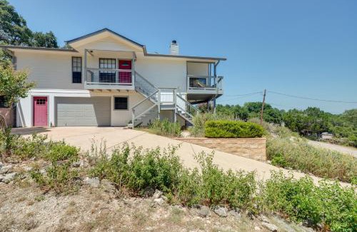 Canyon Lake Casa | Canyon Lake Rental with Balcony and Lake Views