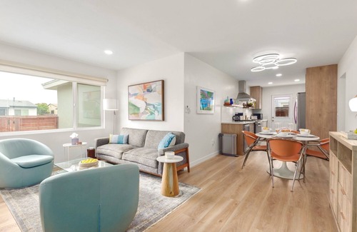 Bay Ho Casa | Canyon Oasis- Close to Beaches