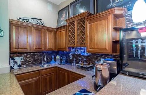 Sabino Mountain Casa | Canyon Ranch Hacienda is next to Canyon Ranch Resort & residence