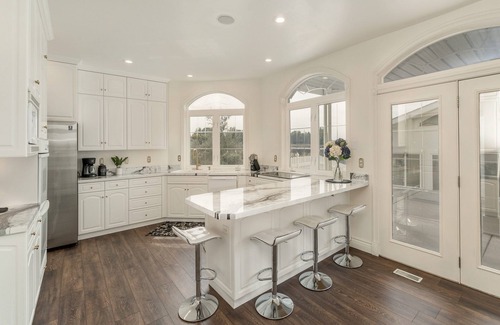Filer Casa | Canyon Rim Waterfall Views, Hot-tub, Theater, Surround Sound, Grill Area
