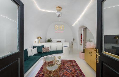 Fira Apartamento | Canyon Santorini
