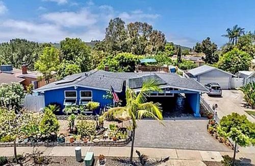 Bay Ho Casa | Canyon View 2BR Near Beach Balcony Retreat w Parking