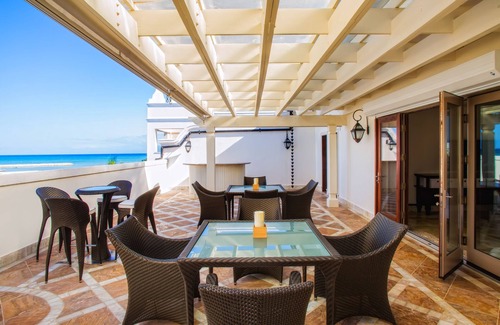 Cap Cana Marina Apartamento | Cap Cana Oceanfront Penthouse Marina Apartment, capacidad para 13 personas, mayordomo, sobre el océano