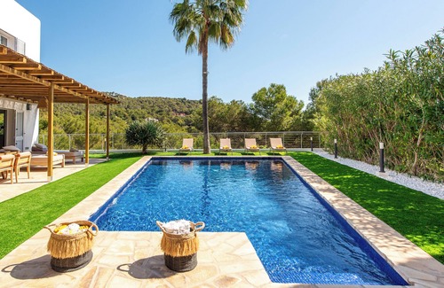 Puig Manya Casa | Cap Martinet Talamanca Vila Can Tashellu, Boutique 5 bed - Sea and Forest View