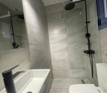 Lavreotiki Casa | Cap Sounion, Seafront Apartment