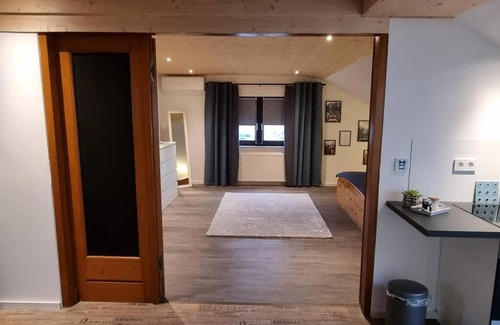 Neustadt-Lachen-Speyerdorf Apartamento | Capa Ferienwohnung Pfalz