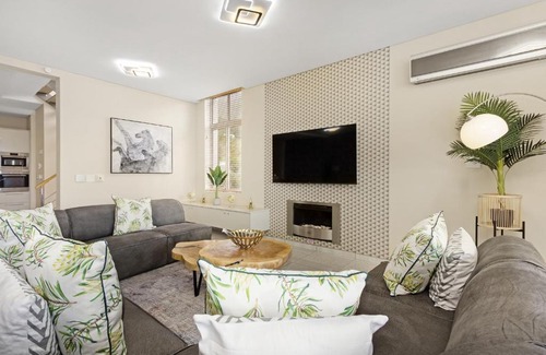 Camps Bay Villa | Cape Blue
