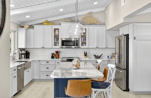Pelican Casa | CAPE CALM -Cape Coral Retreat with Gulf Access and Expansive Salt Water Canal