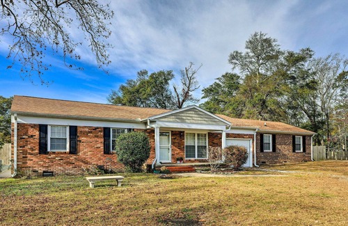 Cape Carteret Casa | Cape Carteret Home, Near Emerald Isle Beach!