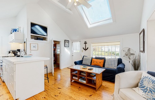 Mashpee Cabaña | Cape Cod cottage with patio - near golf, 100 yards to private Mashpee Beach