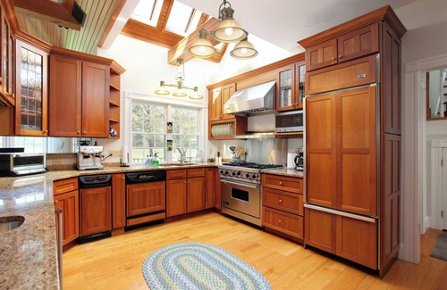 East Falmouth Casa | Cape Cod Mansion on a Private Airpark