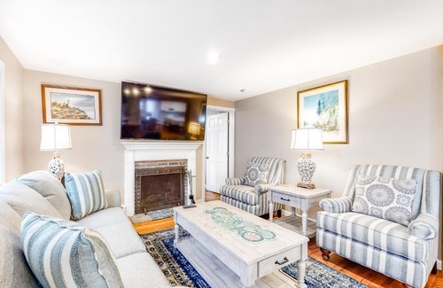 South Yarmouth Casa | Cape Cod Playhouse