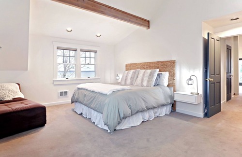 Hansville Casa | Cape Cod Style Beach House, Waterfront, Beautiful