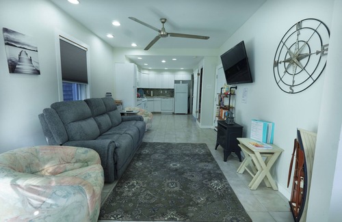 Revere Casa | Cape cod style seaside condo Boston, Airport,Train