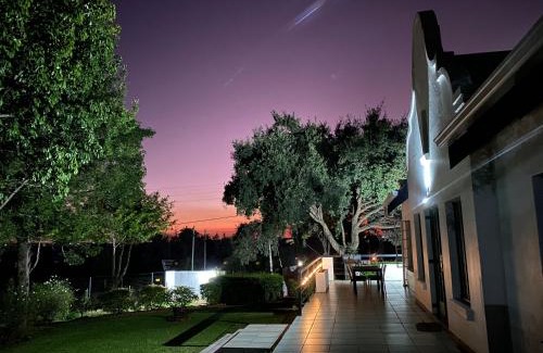 Pretoria Casa | Cape-Dutch 2 Bedroom Home