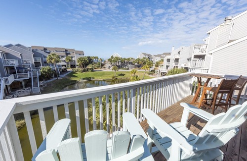 Port St. Joe Casa | Cape Happy Hour on pond w/Gulf View: 115 steps to beach and beachfront pool