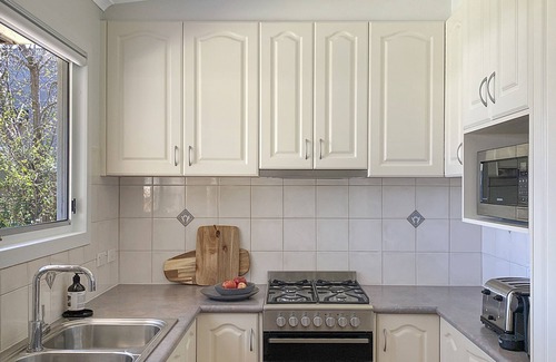 Capel Sound Cabaña | Late Checkout | Capel Sound Coastal Cottage & Retreat