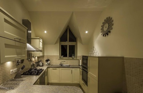 Kenmore Cabaña | Mains of Taymouth, Kenmore ~ 4 * Capercaillie - capacidad para 6 personas en 3 habitaciones