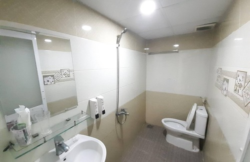 District 9 Hotel | Capital O 1221 Thien An Hotel