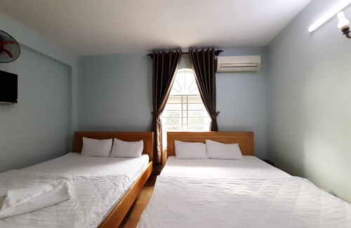 District 9 Hotel | Capital O 1221 Thien An Hotel
