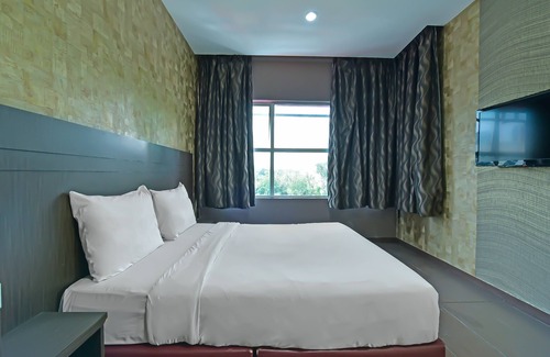 Taman Segar Hotel | Capital O 90788 New Hotel 33 Permaisuri
