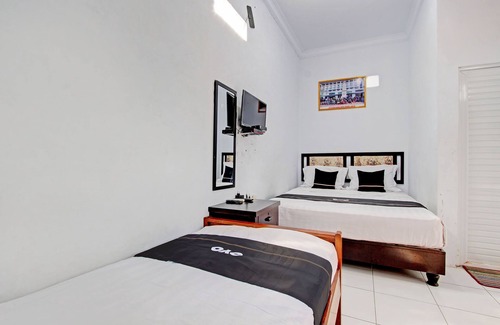 Tegal Hotel | Capital O 92929 Hotel New Tirta Kencana Syariah