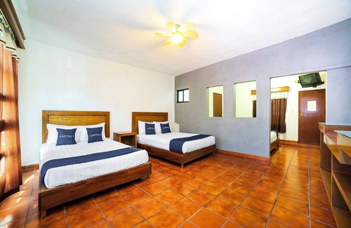Celaya Hotel | Capital O Hotel Casa Blanca