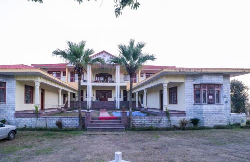 Palampur Hotel | Capital O Saloh Palace