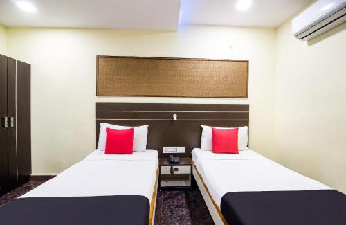 Khattalwada Hotel | Capital O Sri Navya Grand Near Nexus Hyderabad