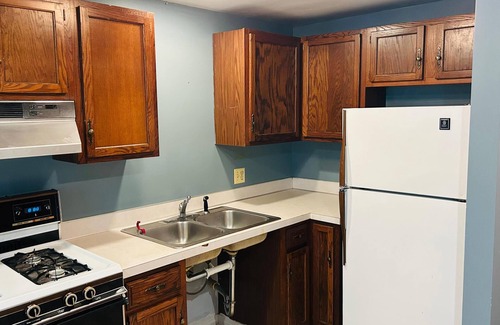 Alpine Township Hotel | Swan Inn Motel