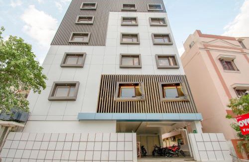 Vijayawada Hotel | Capital O V Hotel