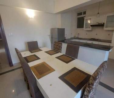 Pamankada West Apartamento | Capital Park by CMB Apartments
