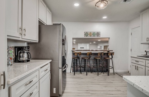 Central Oklahoma City Casa | Capital View - Downtown OKC 7 MINS AWAY