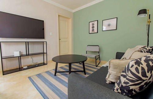 Los Morales Apartamento | Capitalia | 2BR Elegance: Racine