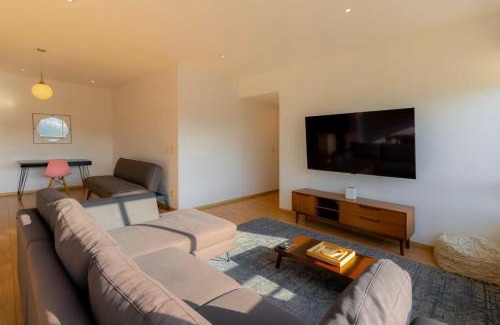 El Yaqui Casa | Capitalia Near to ABC Hospital with Gym Parking