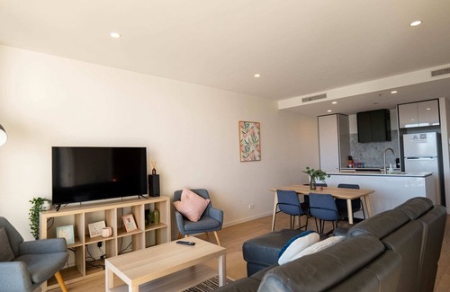 City West Apartamento | Easy City Living | Parking | Pet friendly, CBD,ANU