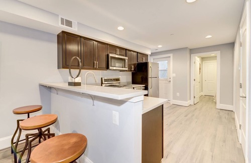 Stanton Park Casa | Capitol Hill / Senado de los Estados Unidos / Capitolio de los Estados Unidos. One Bdrm Apt