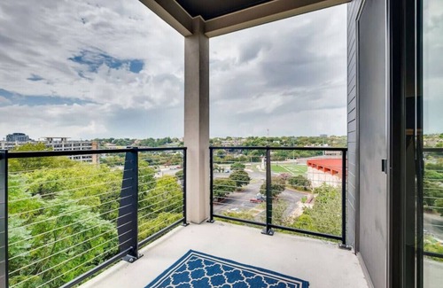 West End Condominio | Capitol View Condos | Downtown Austin - Lone Star